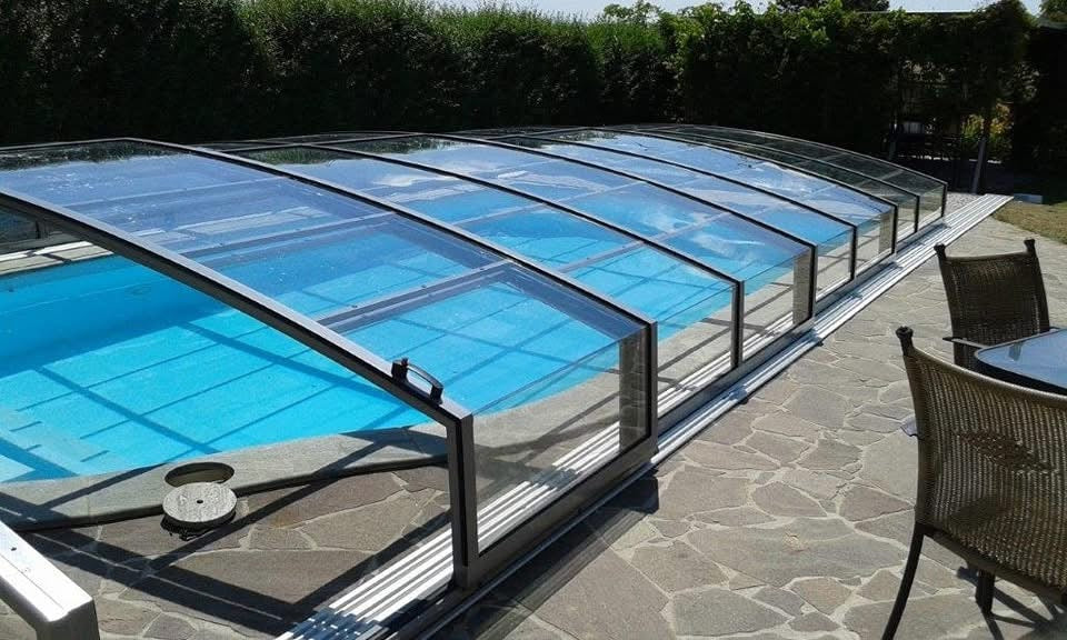 Przykładowa realizacja zadaszenia basenowego NextStepPools – inspiracja dla modelu AURA
